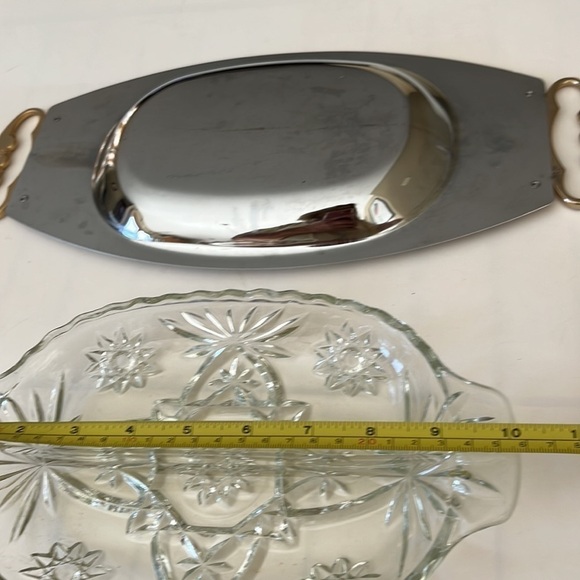 Vintage Serving Tray with glass server - Picture 11 of 12